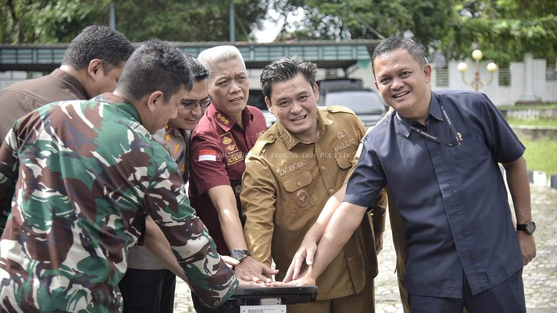 PERINGATI HANI 2024, PEMKAB BANGKA BARAT LUNCURKAN PROGRAM BABAR BERSINAR TERANG